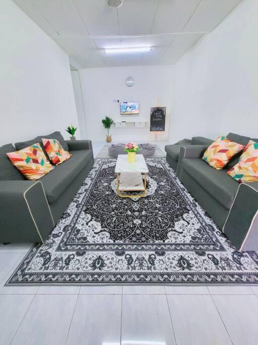 Casa Aira Cozy & Comfy Home Kampong Kepayang Екстер'єр фото